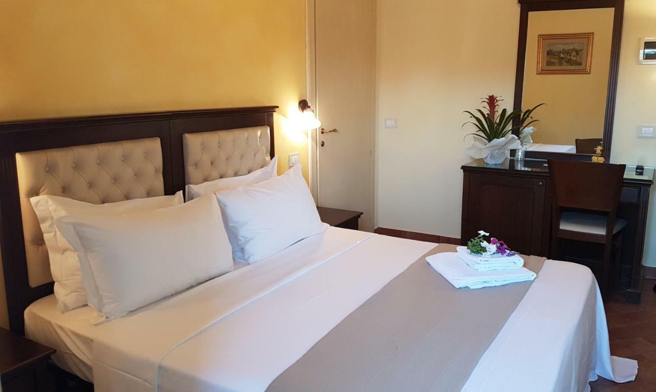 Bed and Breakfast Casal Sant'Elena à Altopascio Extérieur photo